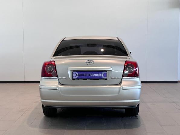 Toyota Avensis II Рестайлинг с пробегом 2006 года, цена 640 000 рублей, 315638 км, седан, Автокод Объявления