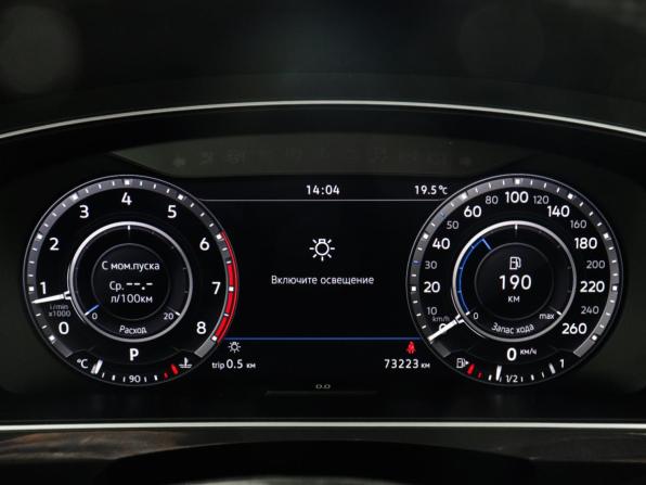 Volkswagen Tiguan II с пробегом 2018 года, цена 2 550 000 рублей, 73220 км, внедорожник, Автокод Объявления