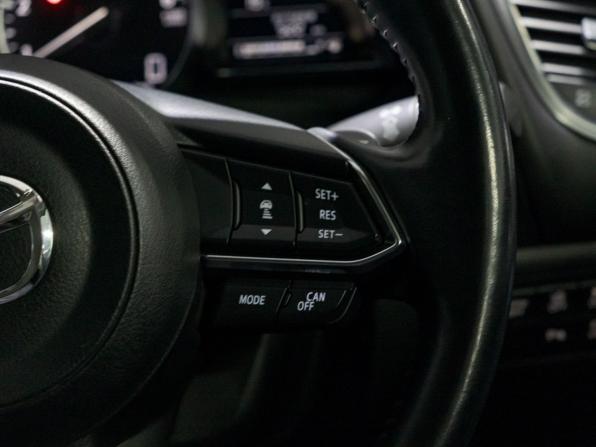 Mazda Axela III Рестайлинг с пробегом 2019 года, цена 1 365 000 рублей, 91667 км, хэтчбек, Автокод Объявления