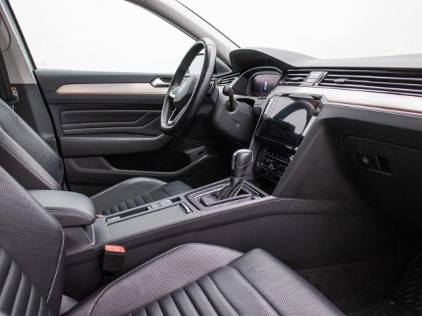 Volkswagen Passat B8 Рестайлинг с пробегом 2020 года, цена 3 199 000 рублей, 74500 км, седан, Автокод Объявления