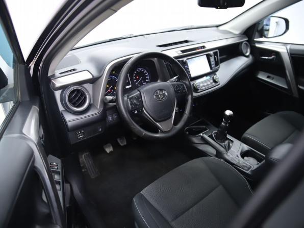 Toyota RAV4 IV (XA40) Рестайлинг с пробегом 2019 года, цена 2 630 000 рублей, 157205 км, внедорожник, Автокод Объявления