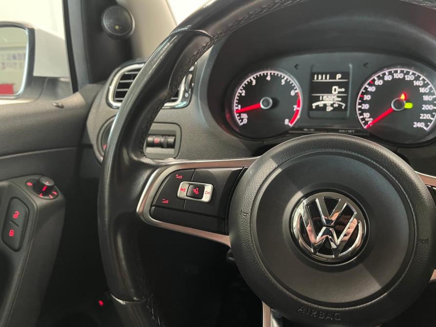 Volkswagen Polo V Рестайлинг Самара  - изображение 12