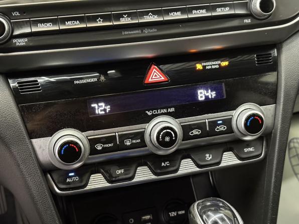 Hyundai Elantra VI (AD) Рестайлинг с пробегом 2020 года, цена 1 680 000 рублей, 72166 км, седан, Автокод Объявления