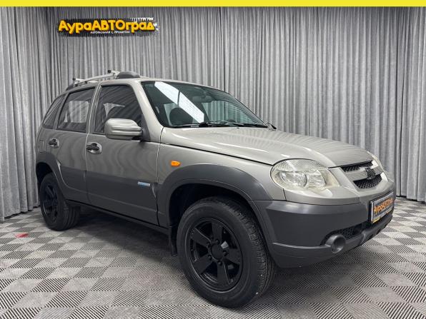 Chevrolet Niva I Рестайлинг с пробегом 2010 года, цена 497 000 рублей, 181078 км, внедорожник, Автокод Объявления