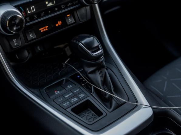 Toyota RAV4 V (XA50) с пробегом 2022 года, цена 2 440 000 рублей, 200763 км, внедорожник, Автокод Объявления