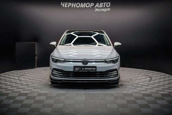 Volkswagen Golf VIII с пробегом 2022 года, цена 2 455 000 рублей, 61561 км, хэтчбек, Автокод Объявления