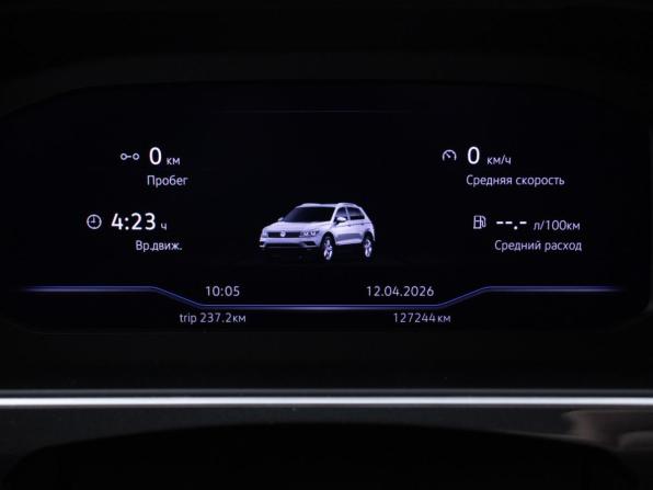 Volkswagen Tiguan II с пробегом 2018 года, цена 2 451 000 рублей, 127000 км, внедорожник, Автокод Объявления