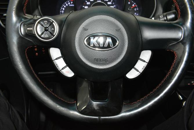 Kia Soul II Рестайлинг с пробегом 2016 года, цена 1 499 000 рублей, 174000 км, хэтчбек, Автокод Объявления