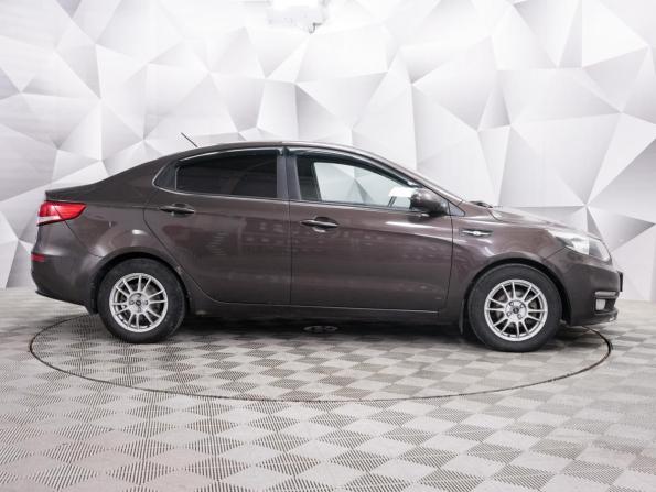 Kia Rio III Рестайлинг с пробегом 2016 года, цена 797 000 рублей, 215632 км, седан, Автокод Объявления