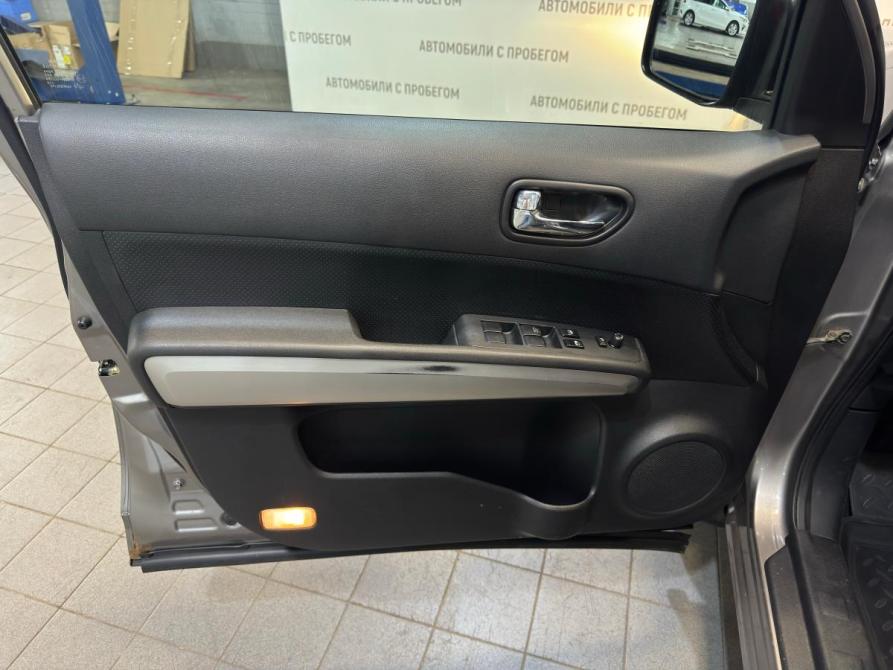 Nissan X-Trail II Санкт-Петербург  - изображение 11