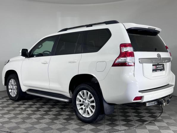 Toyota Land Cruiser Prado 150 Series Рестайлинг 1 с пробегом 2015 года, цена 3 497 000 рублей, 197374 км, внедорожник, Автокод Объявления