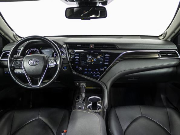 Toyota Camry VIII (XV70) с пробегом 2020 года, цена 2 749 000 рублей, 103780 км, седан, Автокод Объявления