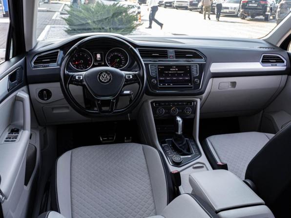 Volkswagen Tiguan II с пробегом 2017 года, цена 2 299 000 рублей, 153944 км, внедорожник, Автокод Объявления