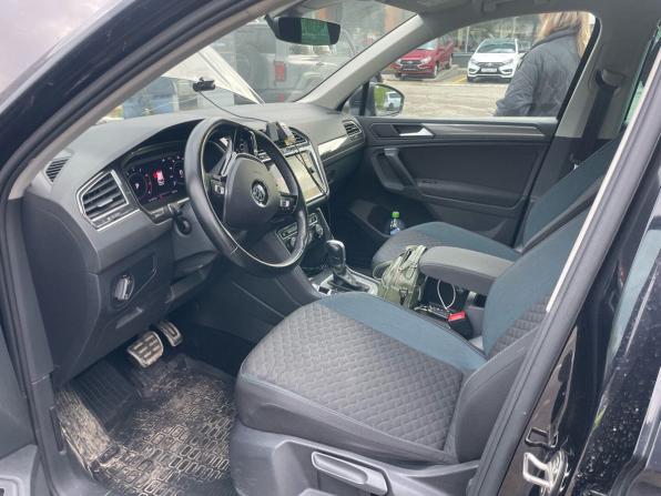 Volkswagen Tiguan II с пробегом 2019 года, цена 2 749 000 рублей, 137043 км, внедорожник, Автокод Объявления
