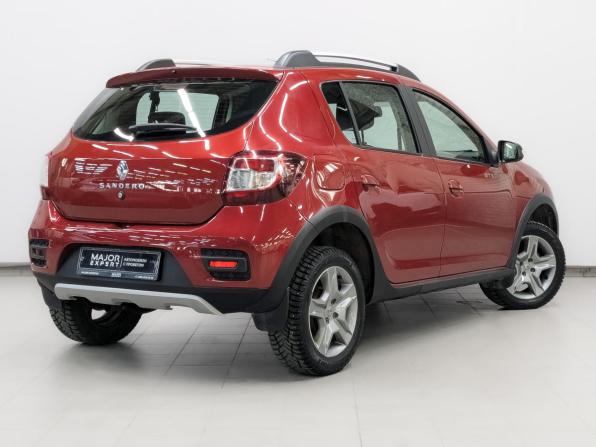 Renault Sandero II Рестайлинг с пробегом 2021 года, цена 1 590 000 рублей, 22038 км, хэтчбек, Автокод Объявления