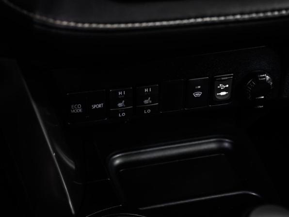 Toyota RAV4 IV (XA40) Рестайлинг с пробегом 2016 года, цена 2 270 000 рублей, 78779 км, внедорожник, Автокод Объявления