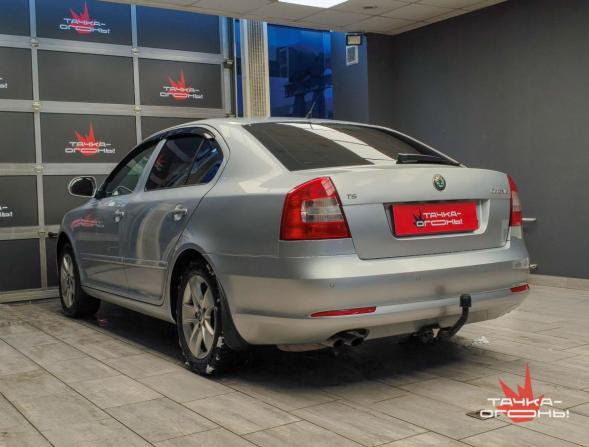Skoda Octavia II (A5) Рестайлинг с пробегом 2010 года, цена 799 000 рублей, 165000 км, лифтбек, Автокод Объявления