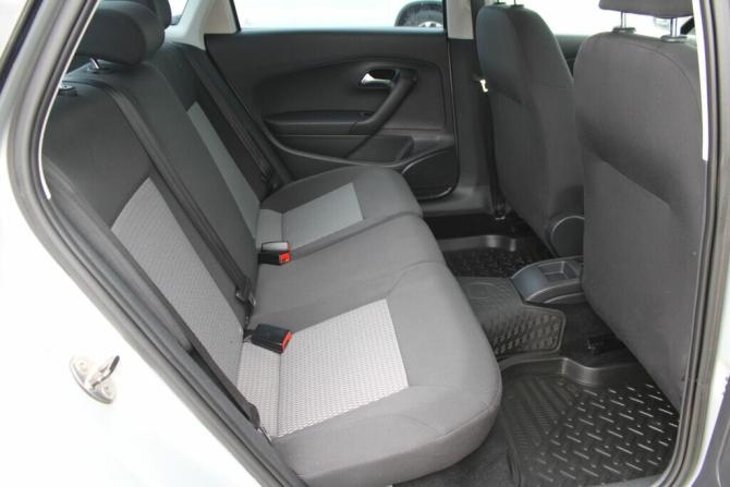 Volkswagen Polo V с пробегом 2012 года, цена 795 000 рублей, 124000 км, седан, Автокод Объявления