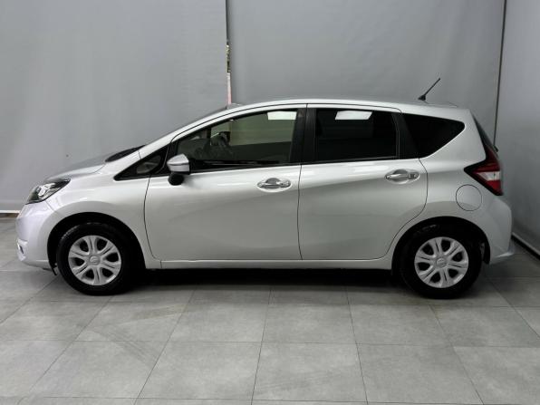 Nissan Note II Рестайлинг с пробегом 2017 года, цена 885 000 рублей, 93650 км, хэтчбек, Автокод Объявления