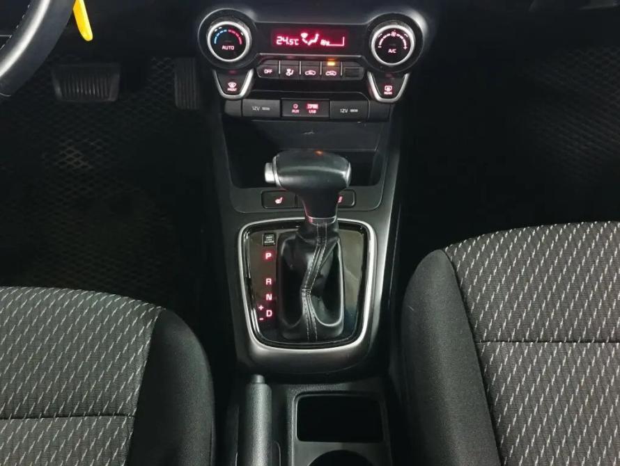 Kia Rio IV Санкт-Петербург  - изображение 18