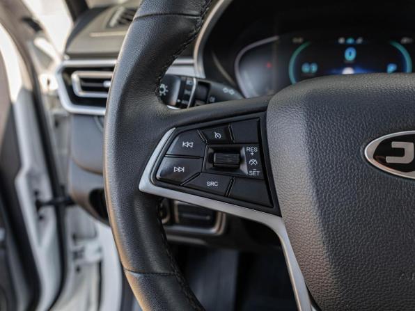 JAC J7 I с пробегом 2023 года, цена 1 187 000 рублей, 99423 км, лифтбек, Автокод Объявления