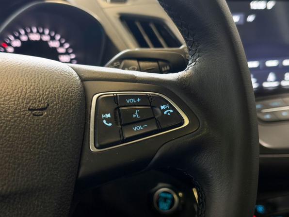 Ford Kuga II Рестайлинг с пробегом 2019 года, цена 1 997 000 рублей, 94010 км, внедорожник, Автокод Объявления