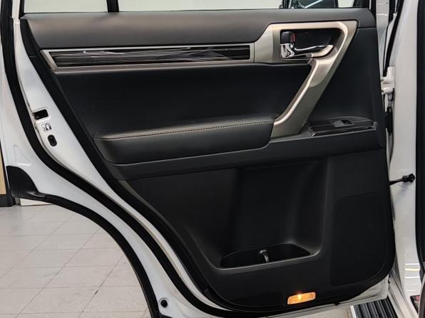 Lexus GX II Рестайлинг 2 с пробегом 2021 года, цена 8 800 000 рублей, 18117 км, внедорожник, Автокод Объявления