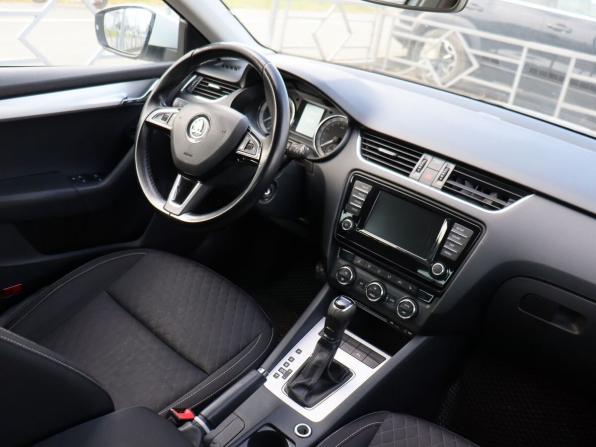 Skoda Octavia III (A7) с пробегом 2017 года, цена 1 215 000 рублей, 193002 км, лифтбек, Автокод Объявления