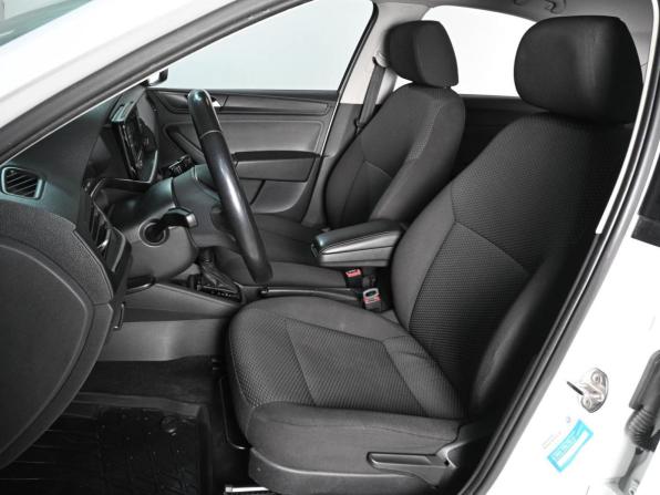 Volkswagen Polo VI с пробегом 2021 года, цена 1 299 000 рублей, 85811 км, лифтбек, Автокод Объявления