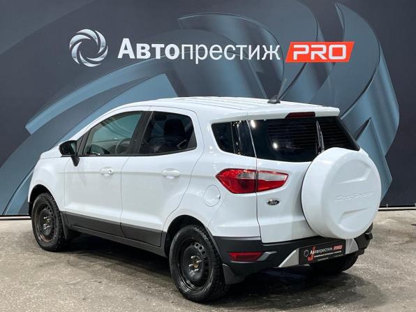 Ford EcoSport II с пробегом 2017 года, цена 942 000 рублей, 72400 км, внедорожник, Автокод Объявления