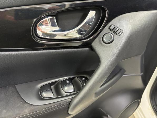 Nissan Qashqai II с пробегом 2016 года, цена 1 399 000 рублей, 189000 км, внедорожник, Автокод Объявления