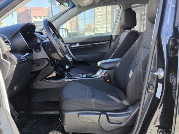Kia Sorento II Рестайлинг с пробегом 2017 года, цена 2 120 000 рублей, 93000 км, внедорожник, Автокод Объявления