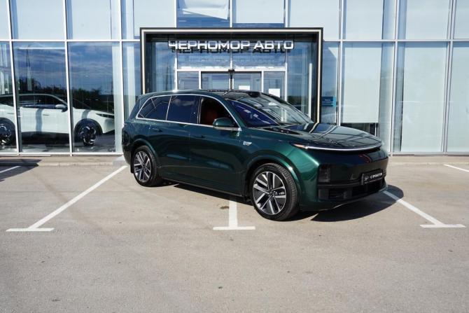 Li Auto (Lixiang) L9 I с пробегом 2023 года, цена 5 654 000 рублей, 88000 км, внедорожник, Автокод Объявления
