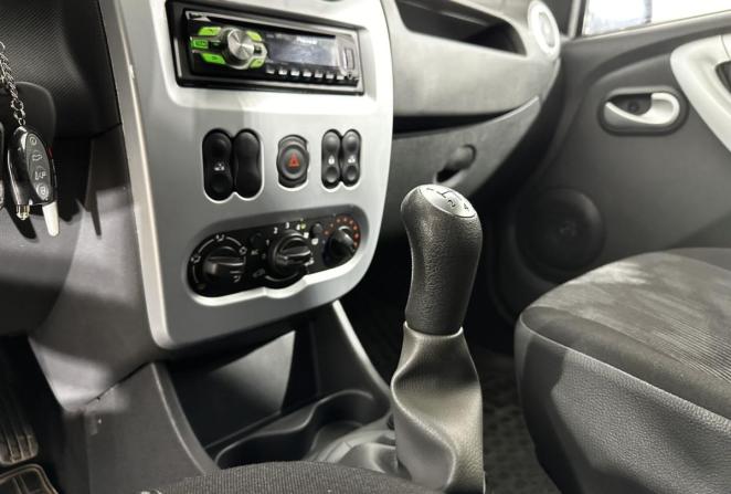 Renault Sandero I с пробегом 2012 года, цена 570 000 рублей, 105496 км, хэтчбек, Автокод Объявления