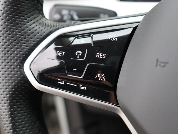 Volkswagen Tavendor I с пробегом 2023 года, цена 4 500 000 рублей, 69533 км, внедорожник, Автокод Объявления
