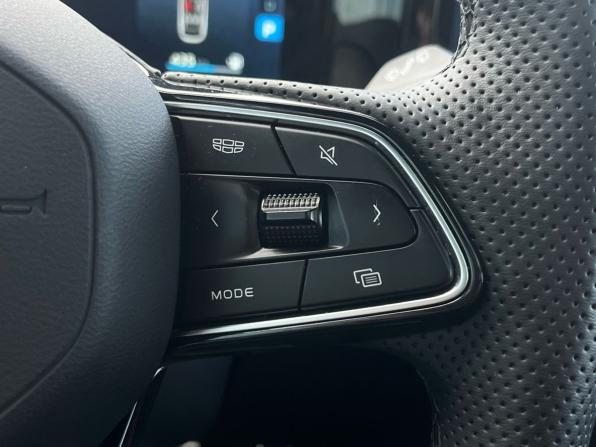 Geely Coolray I Рестайлинг с пробегом 2023 года, цена 1 890 000 рублей, 21265 км, внедорожник, Автокод Объявления
