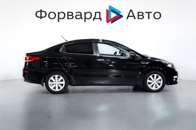 Kia Rio III Рестайлинг с пробегом 2016 года, цена 1 090 000 рублей, 112476 км, седан, Автокод Объявления