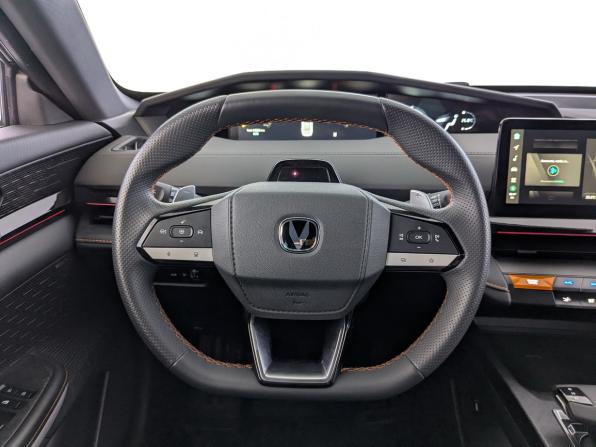 Changan UNI-V I с пробегом 2023 года, цена 2 100 000 рублей, 64004 км, лифтбек, Автокод Объявления