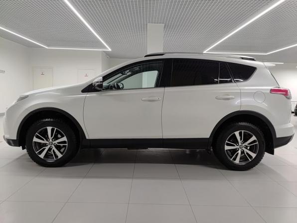 Toyota RAV4 IV (XA40) Рестайлинг с пробегом 2017 года, цена 1 851 000 рублей, 206062 км, внедорожник, Автокод Объявления