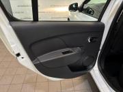Renault Sandero II Санкт-Петербург  - изображение 34
