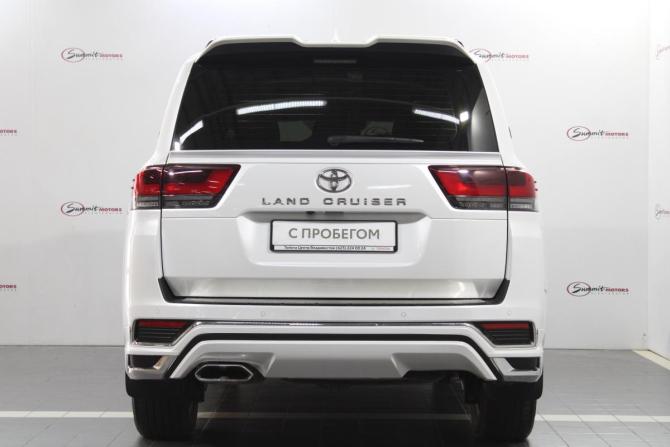 Toyota Land Cruiser 300 Series с пробегом 2021 года, цена 11 000 000 рублей, 68946 км, внедорожник, Автокод Объявления