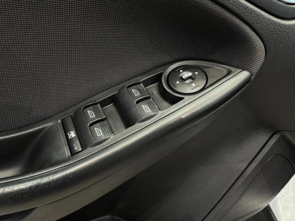 Ford Focus III с пробегом 2012 года, цена 820 000 рублей, 155755 км, хэтчбек, Автокод Объявления
