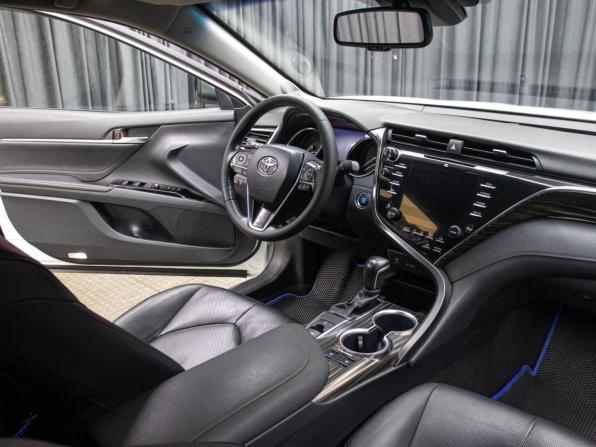 Toyota Camry VIII (XV70) с пробегом 2020 года, цена 2 898 000 рублей, 129840 км, седан, Автокод Объявления