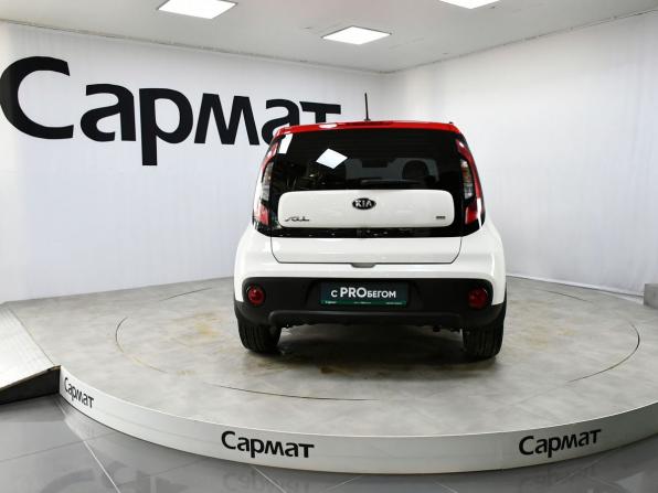 Kia Soul II Рестайлинг с пробегом 2018 года, цена 1 597 000 рублей, 102041 км, хэтчбек, Автокод Объявления