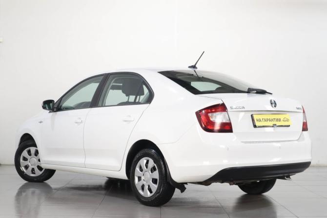 Skoda Rapid I Рестайлинг с пробегом 2018 года, цена 1 379 000 рублей, 184801 км, лифтбек, Автокод Объявления