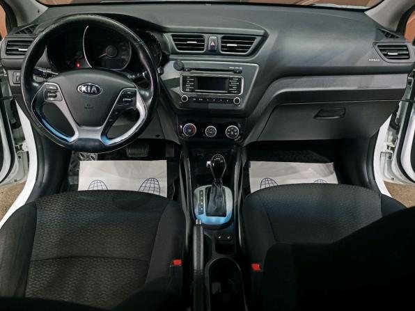 Kia Rio III Рестайлинг с пробегом 2016 года, цена 1 074 000 рублей, 132470 км, седан, Автокод Объявления