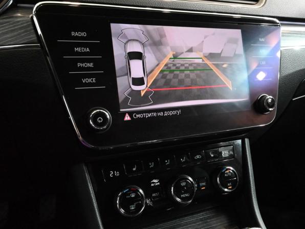 Skoda Superb III Рестайлинг с пробегом 2022 года, цена 2 450 000 рублей, 208525 км, лифтбек, Автокод Объявления