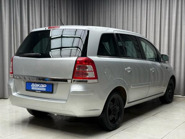 Opel Zafira B Рестайлинг с пробегом 2011 года, цена 729 000 рублей, 143900 км, компактвэн, Автокод Объявления
