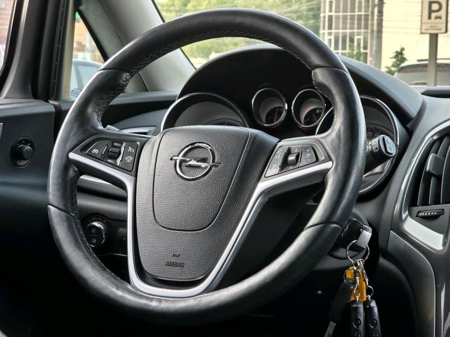 Opel Astra J Рестайлинг Новосибирск  - изображение 18