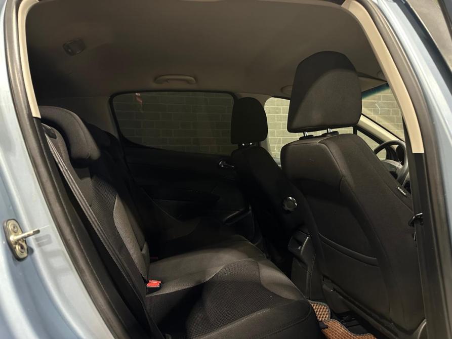 Peugeot 308 I Рестайлинг Челябинск  - изображение 8